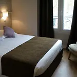 Le Royalty מלון אנז'ה