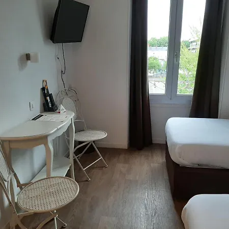 Le Royalty Ξενοδοχείο Ανζέρ