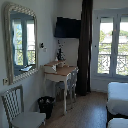 Le Royalty Ξενοδοχείο 2*