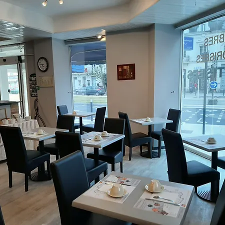 Le Royalty 2* Angers