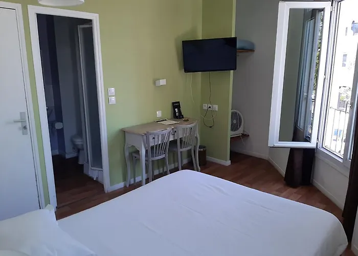 Le Royalty Hotel Angers