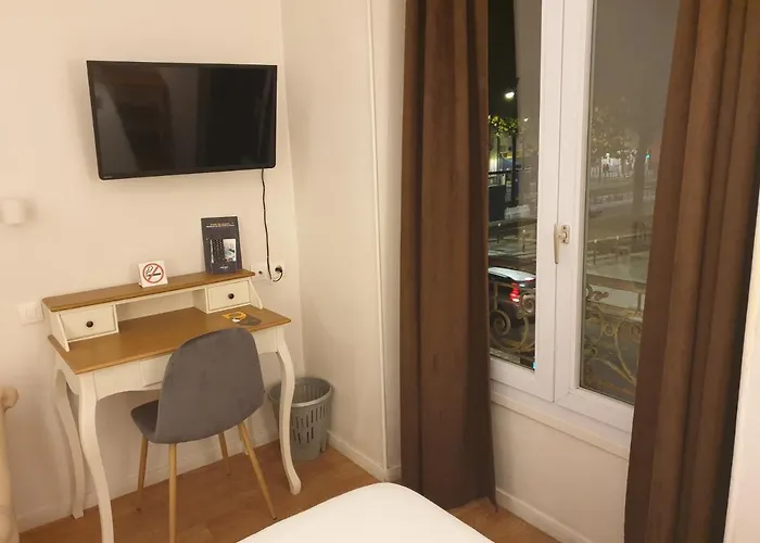 Le Royalty أنجير