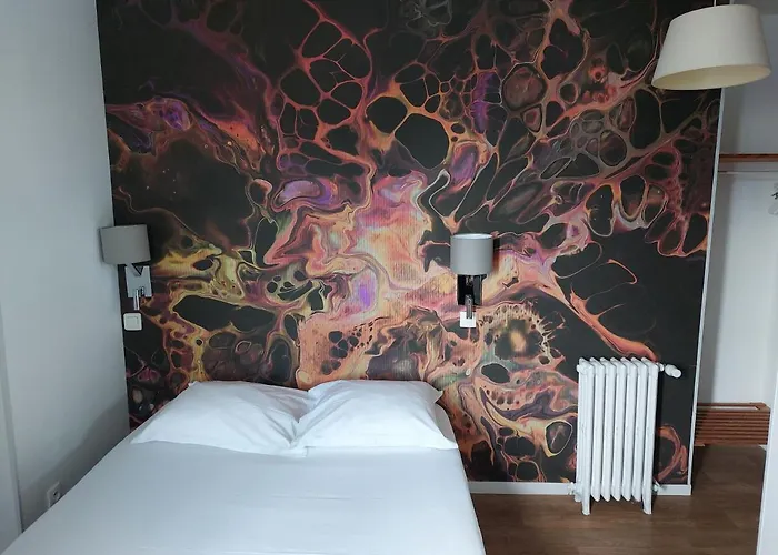 Le Royalty 2* أنجير