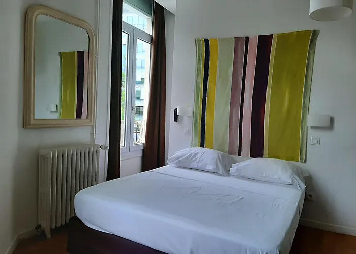 Le Royalty Hotel Angers